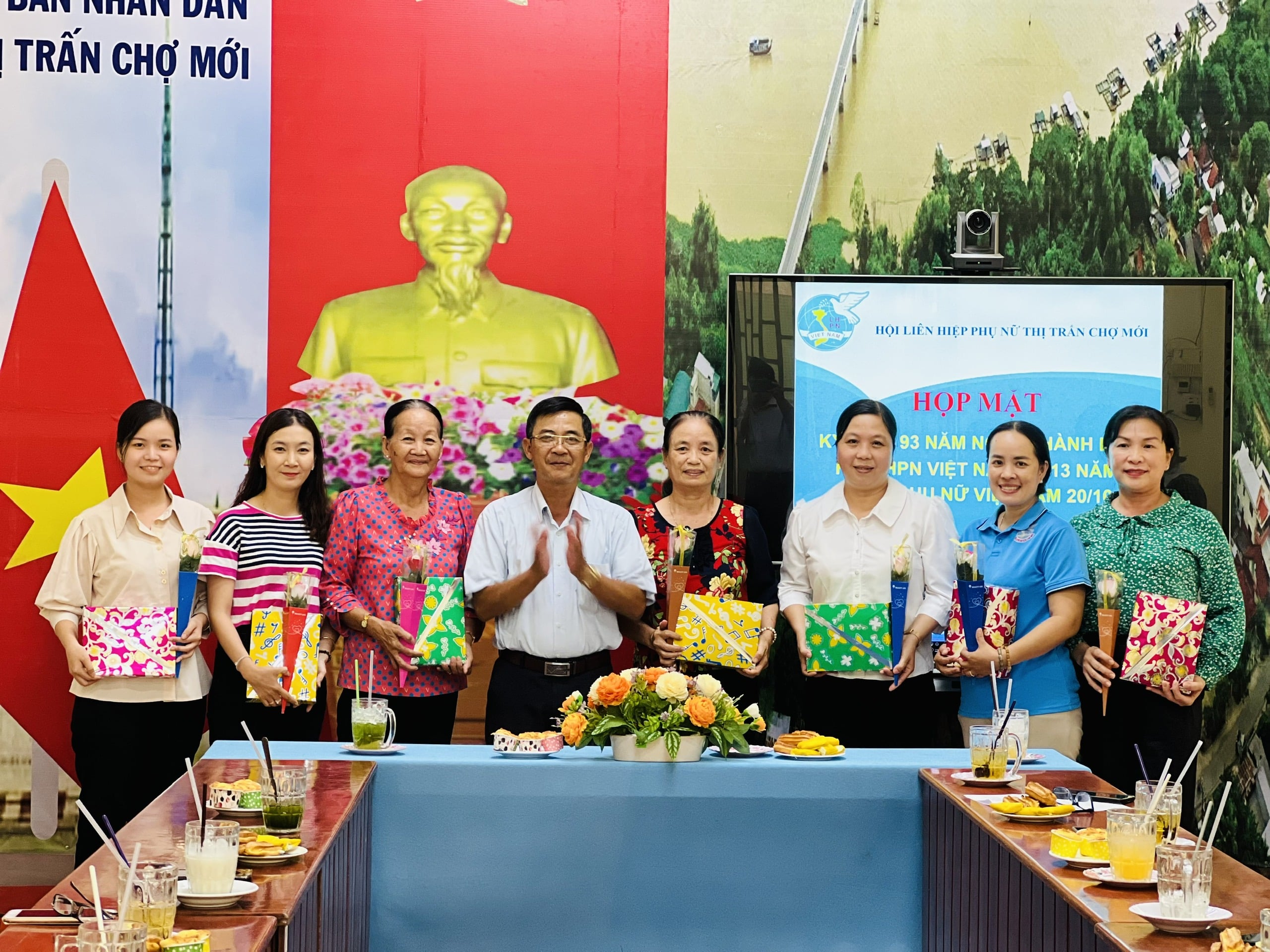 HỌP MẶT KỶ NIỆM 93 NĂM NGÀY THÀNH LẬP HỘI LHPN VIỆT NAM