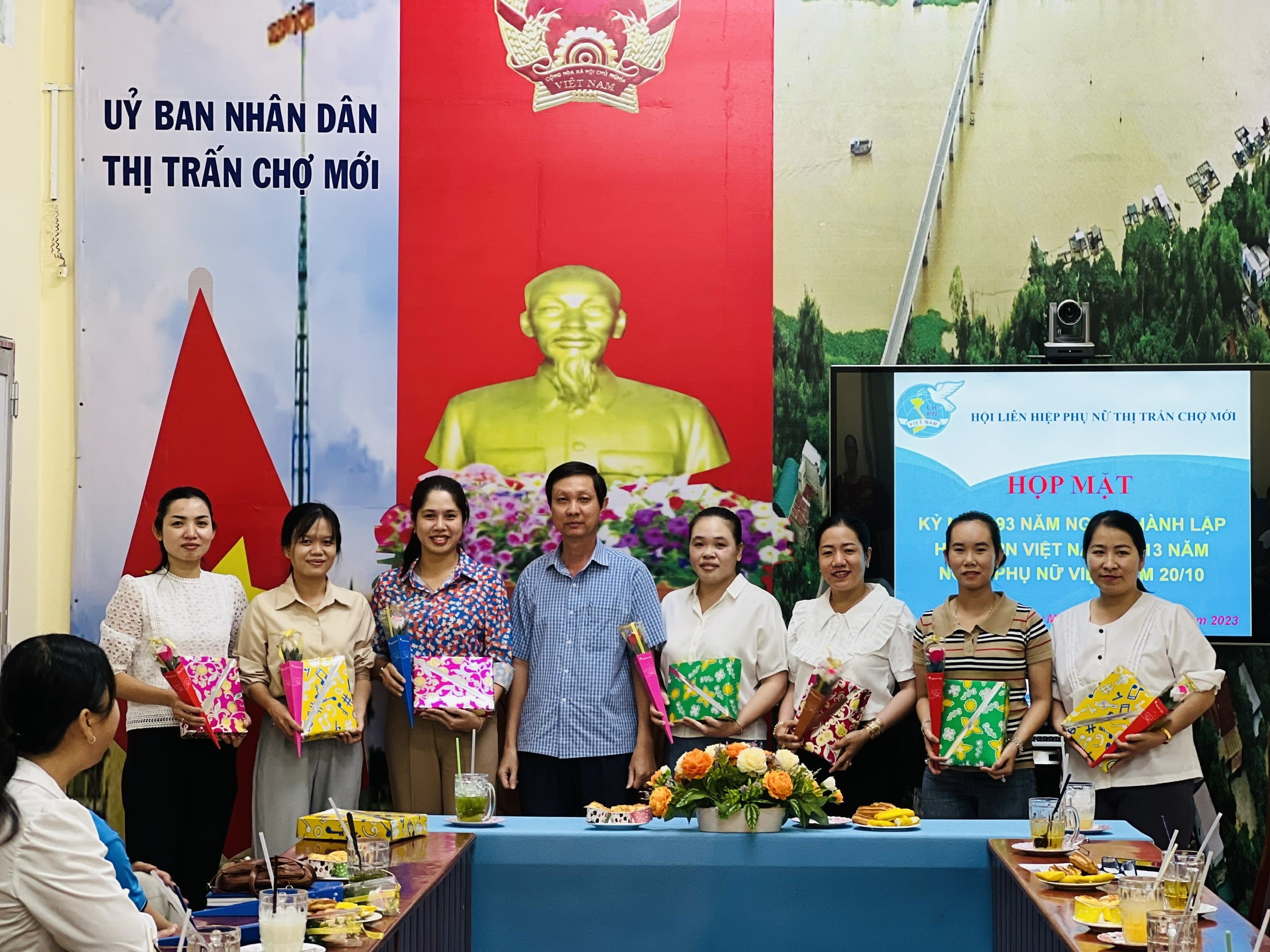 HỌP MẶT KỶ NIỆM 93 NĂM NGÀY THÀNH LẬP HỘI LHPN VIỆT NAM