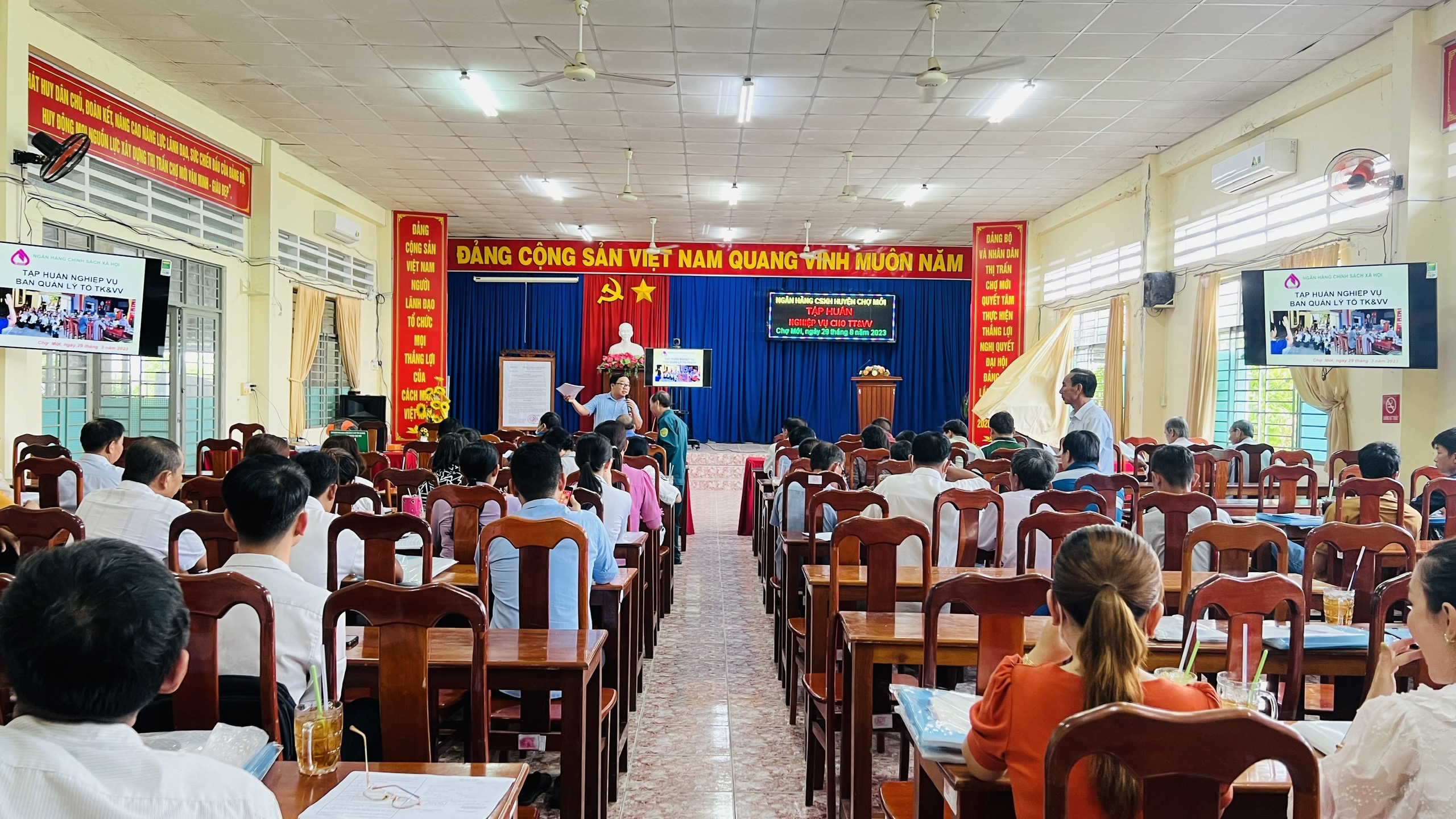 TẬP HUẤN NGHIỆP VỤ BAN QUẢN LÝ TỔ TIẾT KIỆM VÀ VAY VỐN (TK&VV)