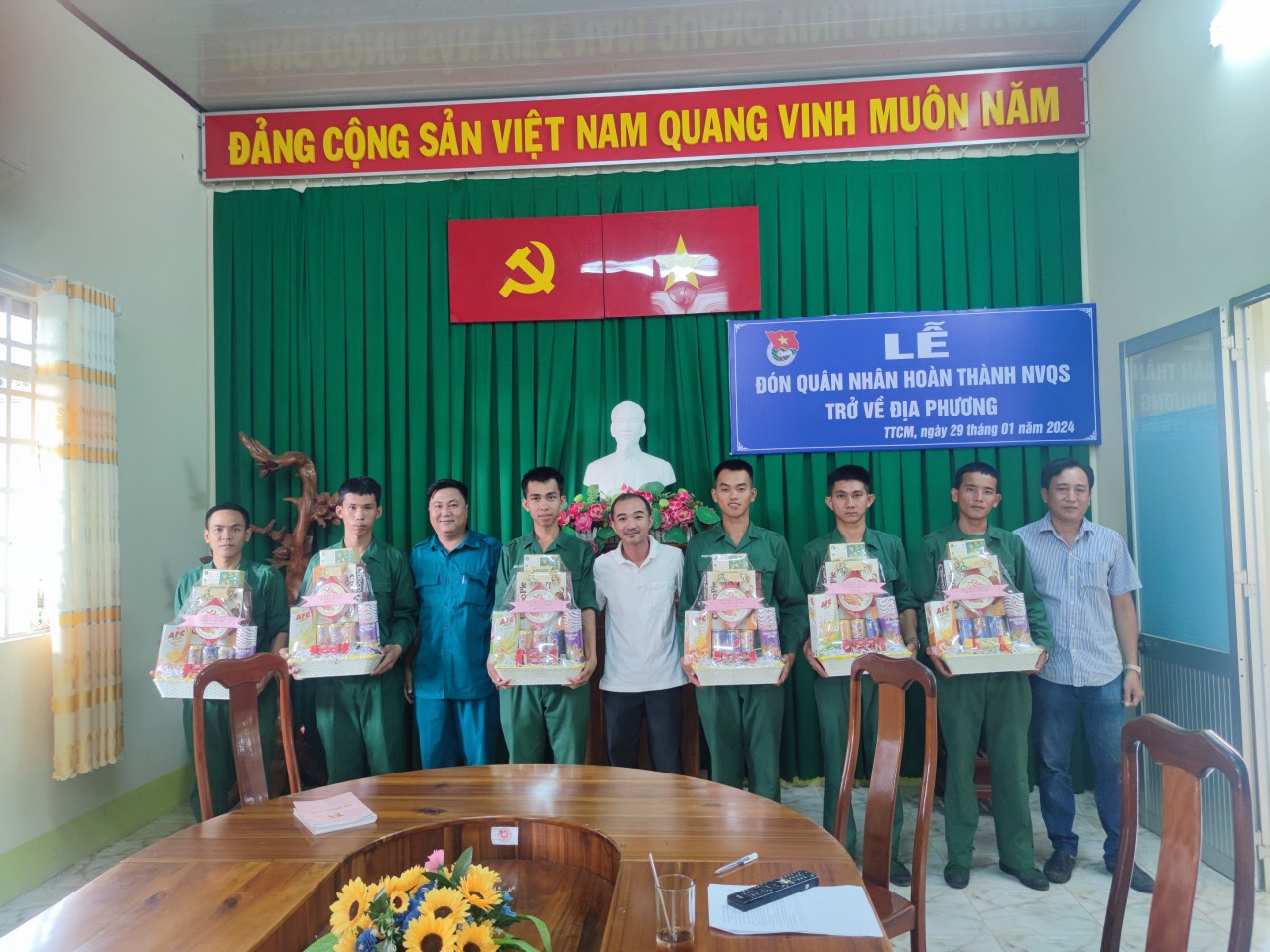 QUÂN NHÂN HOÀN THÀNH NHIỆM VỤ TẠI NGŨ TRỞ VỀ ĐỊA PHƯƠNG
