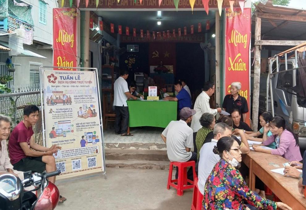 Tuan le cong truc tuyen dot 3