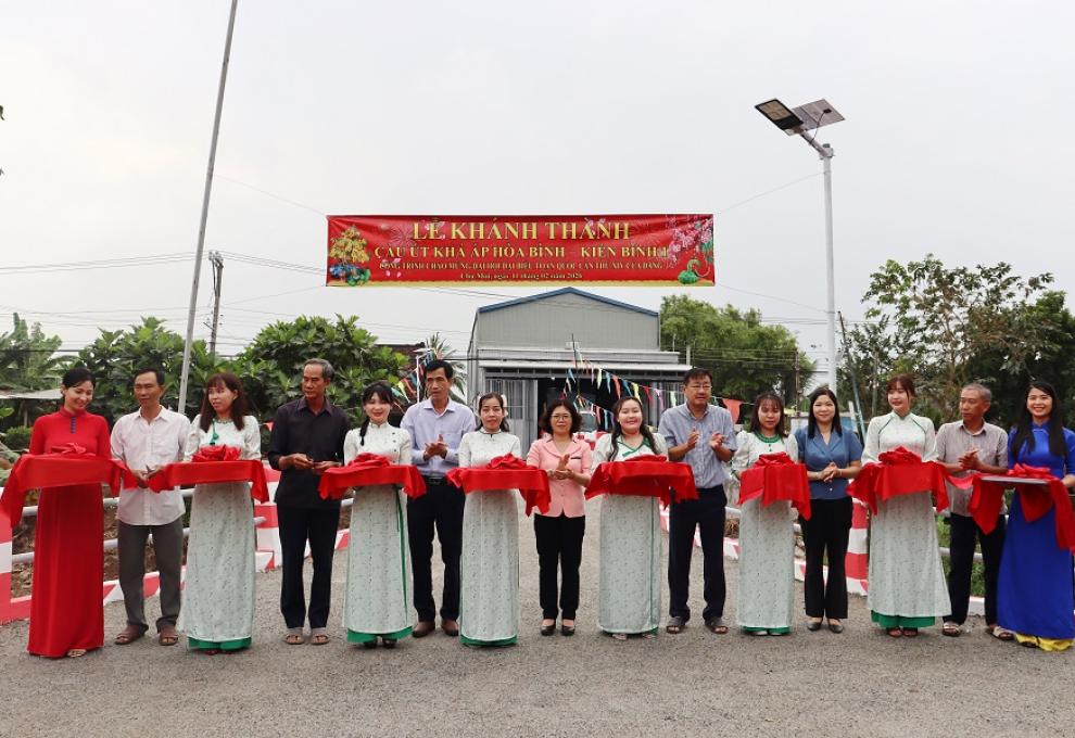 khanh thanh cau Ut Kha