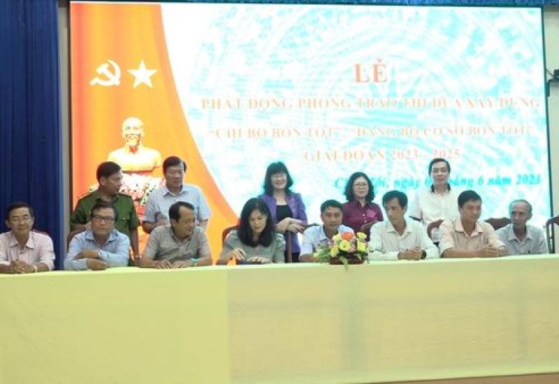 HÌNH PHÁT ĐỘNG PHONG TRÀO THI ĐUA XÂY DỰNG “CHI BỘ BỐN TỐT”, “ĐẢNG BỘ CƠ SỞ BỐN TỐT”