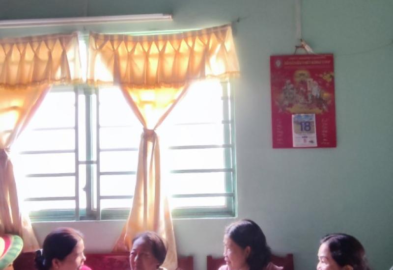 HỘI LIÊN HIỆP PHỤ NỮ THỊ TRẤN CHỢ MỚI TRAO 20 PHẦN QUÀ SAN SẺ YÊU THƯƠNG